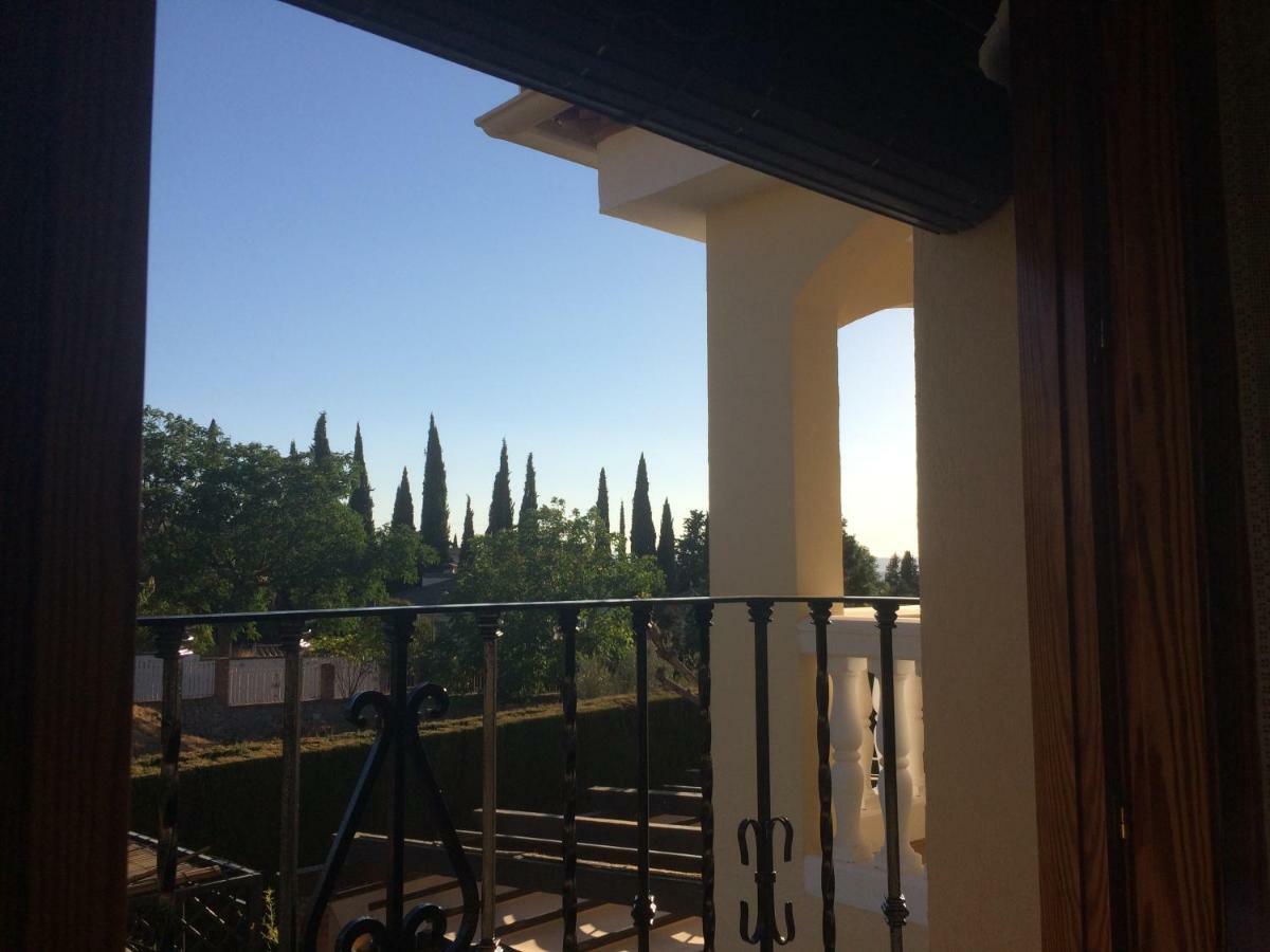דירות גרנדה Bonita Casa En Barrio De Monachil מראה חיצוני תמונה