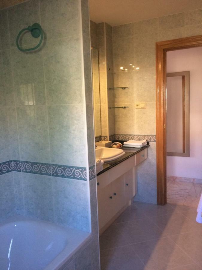 דירות גרנדה Bonita Casa En Barrio De Monachil מראה חיצוני תמונה